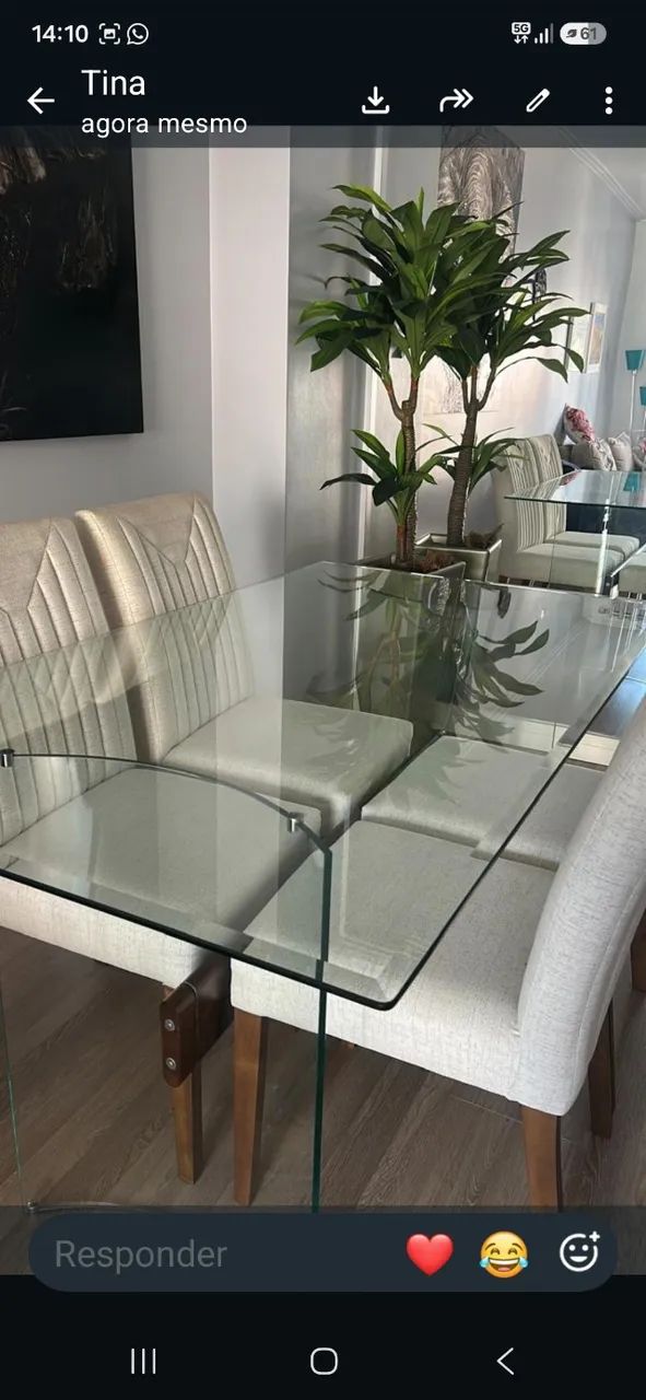 Mesa de jantar retangular com 4 cadeiras 