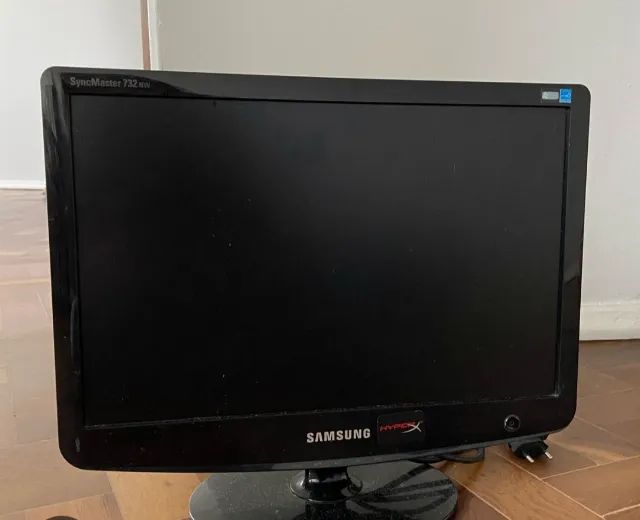 Monitor de computador para peça ou conserto. - Foto 2