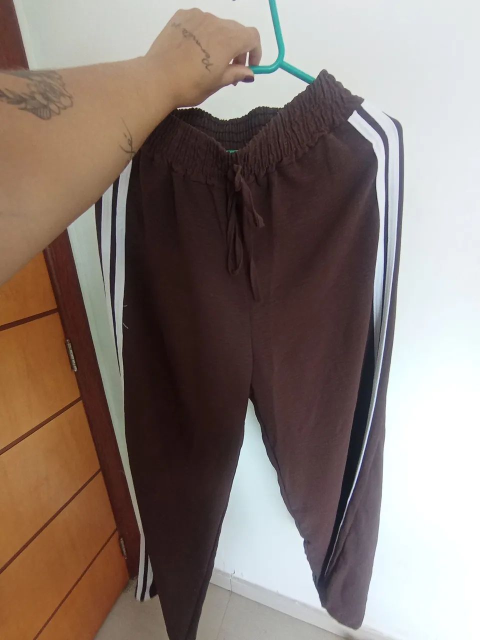 Vende-se calça marrom  - Foto 2