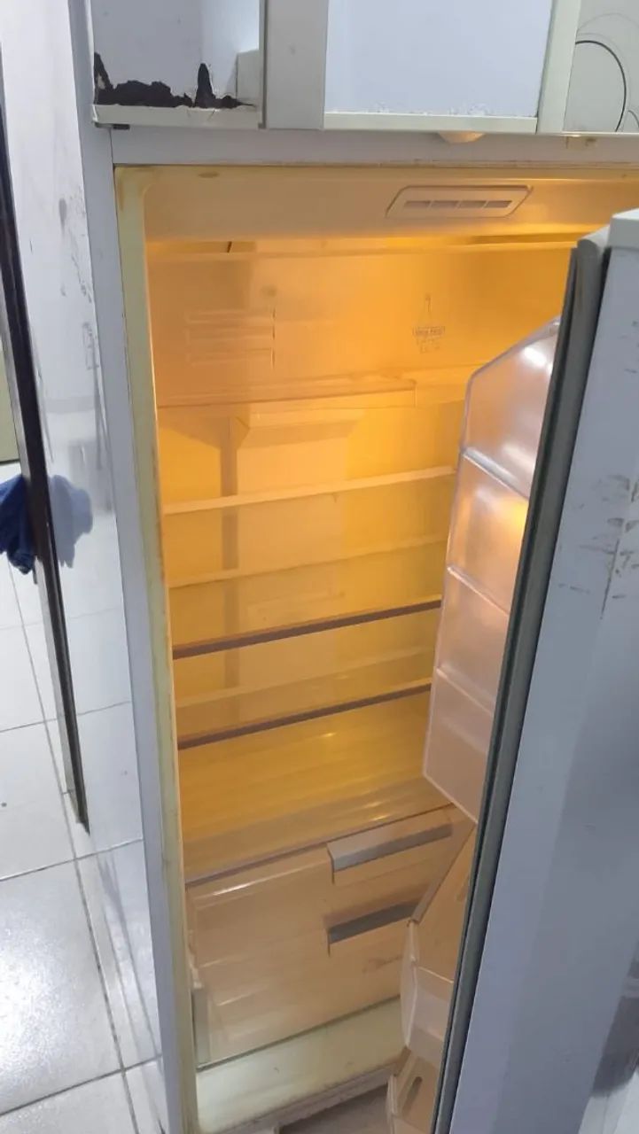 VDO. Geladeira biplex gelo seco continental  - Foto 3