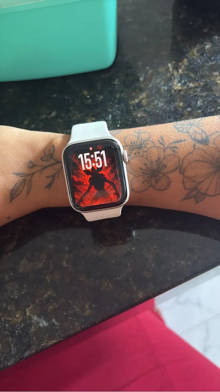 Apple Watch SE 