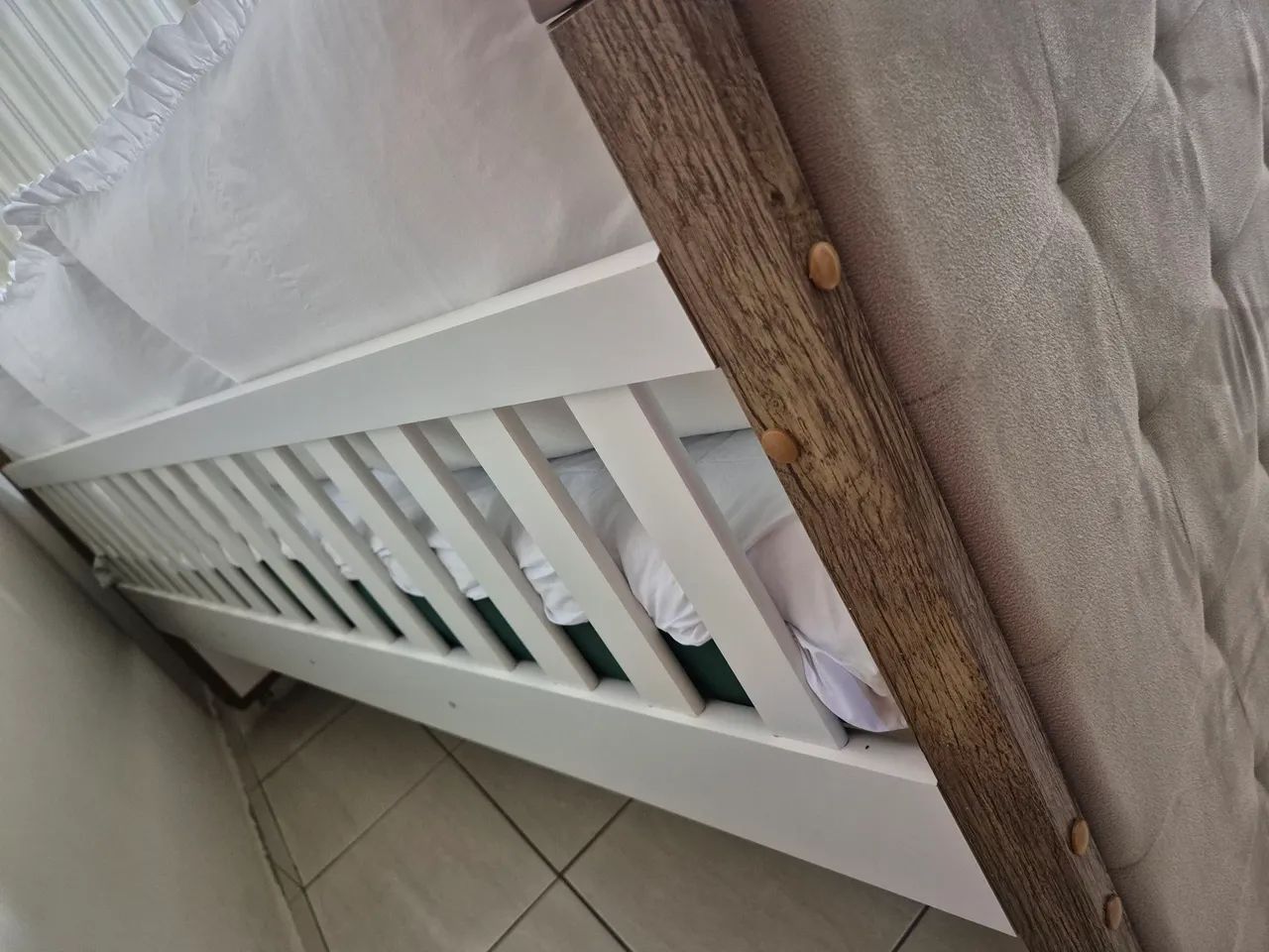 Cama de Babá semi nova - Foto 2