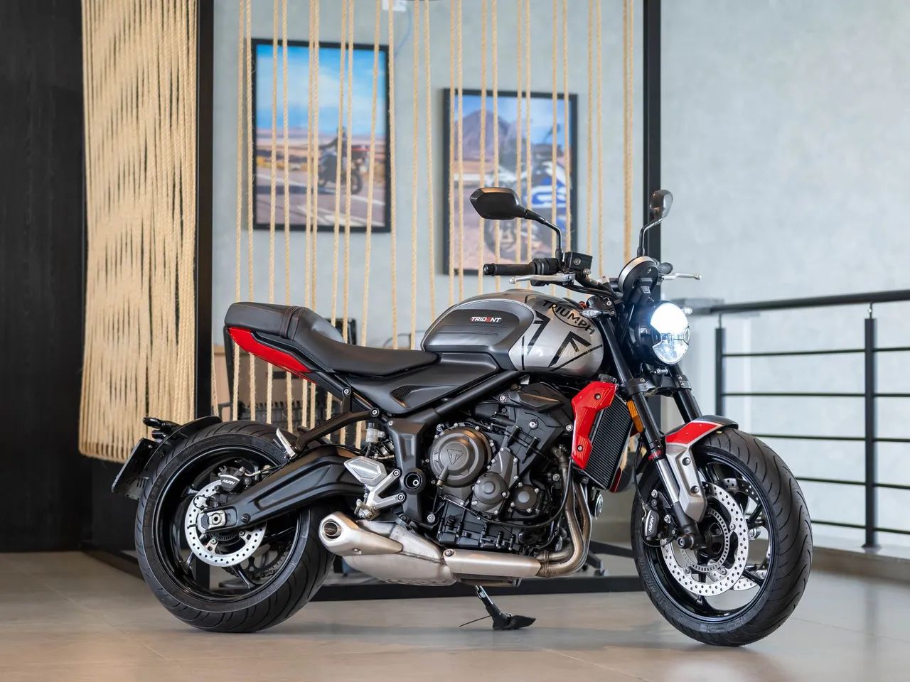 TRIUMPH TRIDENT 660 2023 - Foto 2