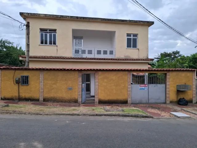 Casa de 3 quartos,2 andares e quintal, Boa Esperança.