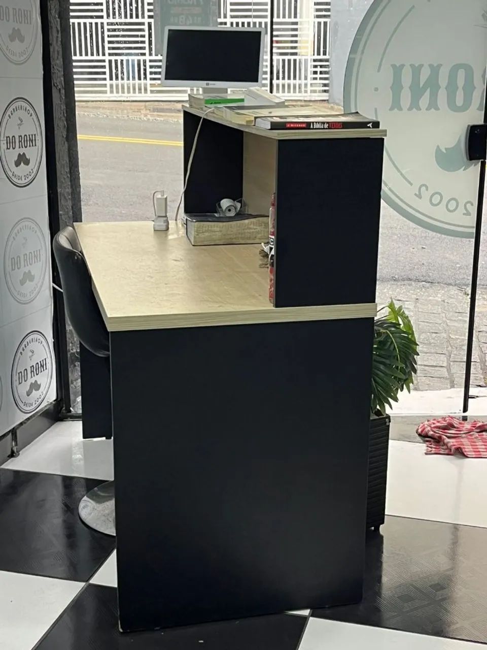 Balcão de recepção 