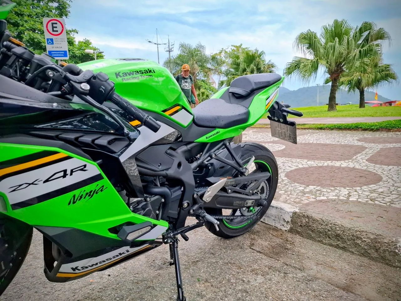 hakuranページ Kawasaki Zx-4r 2025 - 1499869783 | OLX