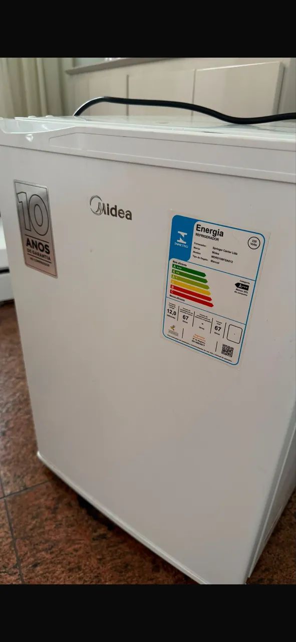 Frigobar Midea 67L Branco 220V - Foto 2