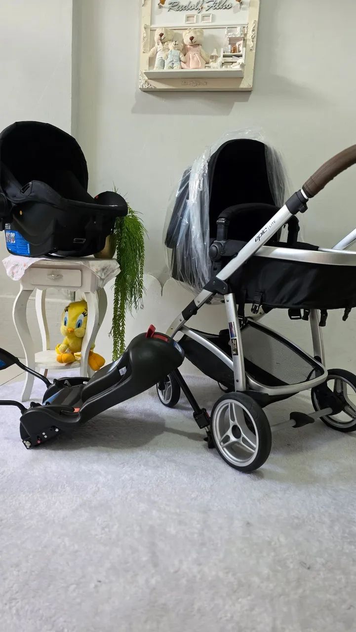 Carrinho de bebê e moises com bebê conforto   - Foto 2