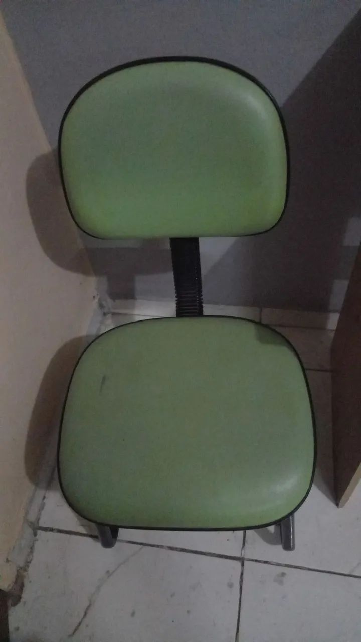 Cadeira Escritório Fixa Verde  - Foto 3