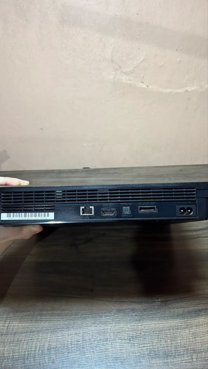 Ps3 Slim COM DEFEITO (Valor Negociável) - Foto 3
