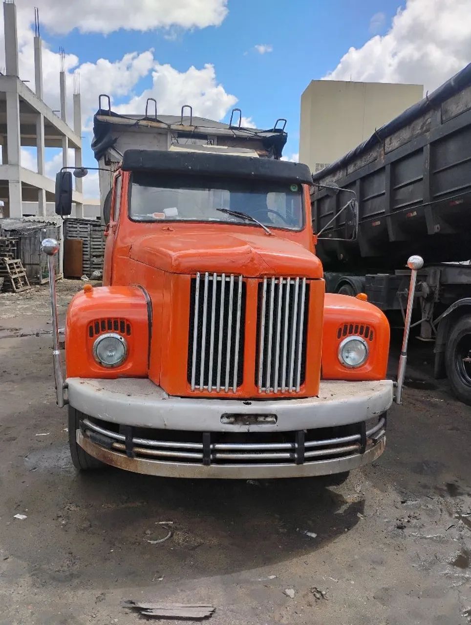 SCANIA 111 