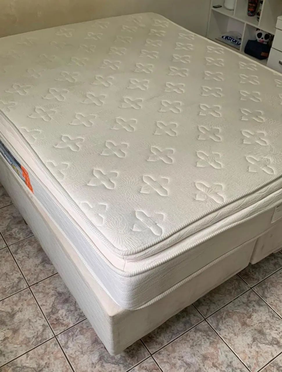 Cama box Queen size