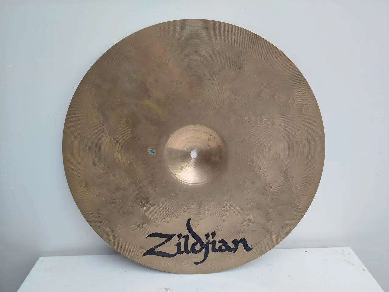 Prato Zildjian Z Custom Medium crash 16 - Instrumentos musicais