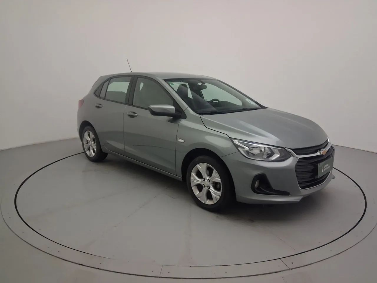 Chevrolet Onix Plus LTZ 1.0 12V TB Flex Aut. 4P, foto 7 de 18