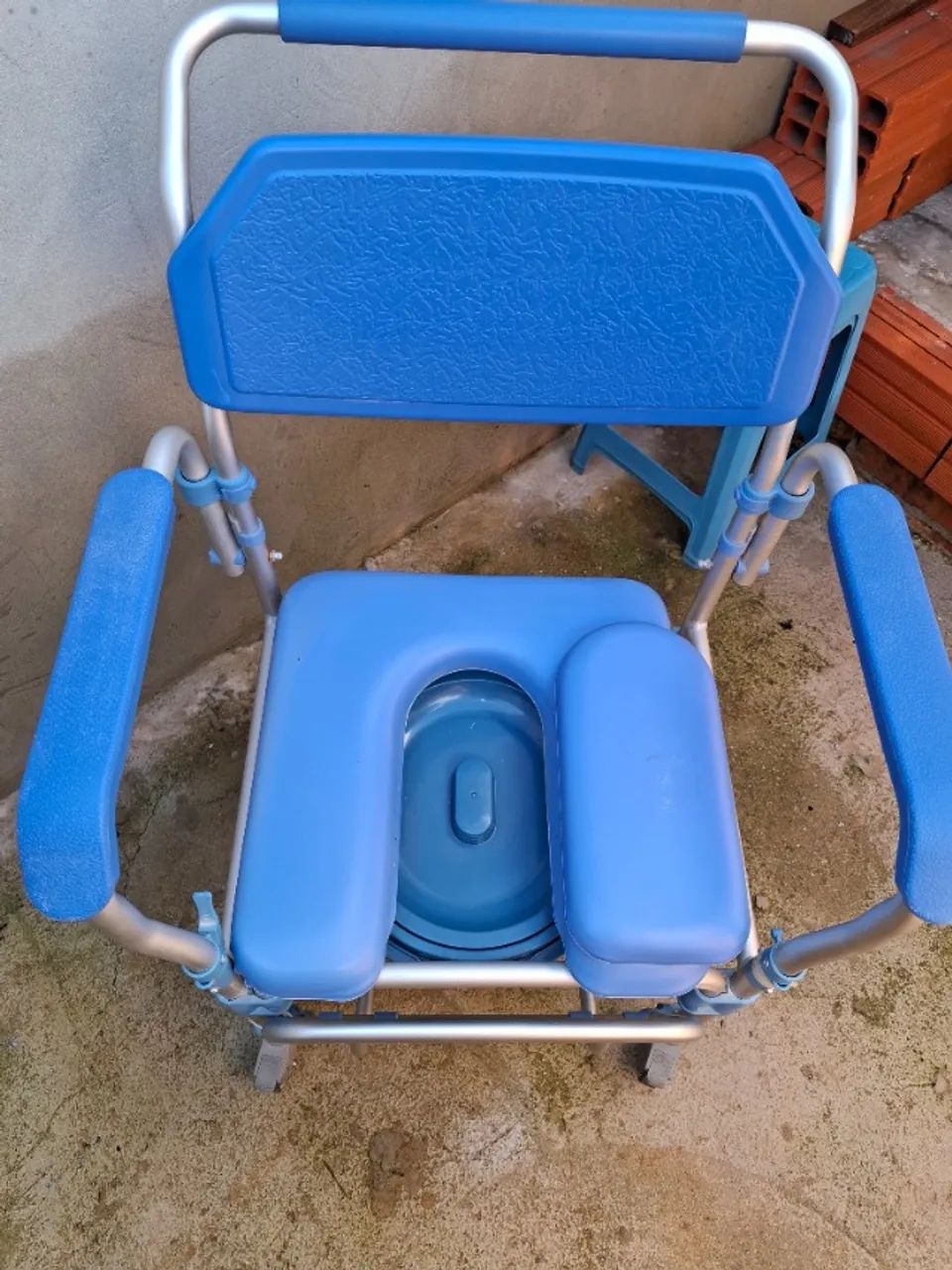 Cadeira de banho ?  - Foto 2