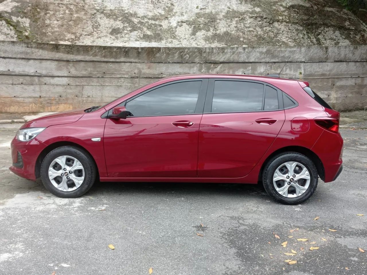 Chevrolet Onix Hatch LT 1.0 12V Flex Mec. 4P, foto 3 de 15