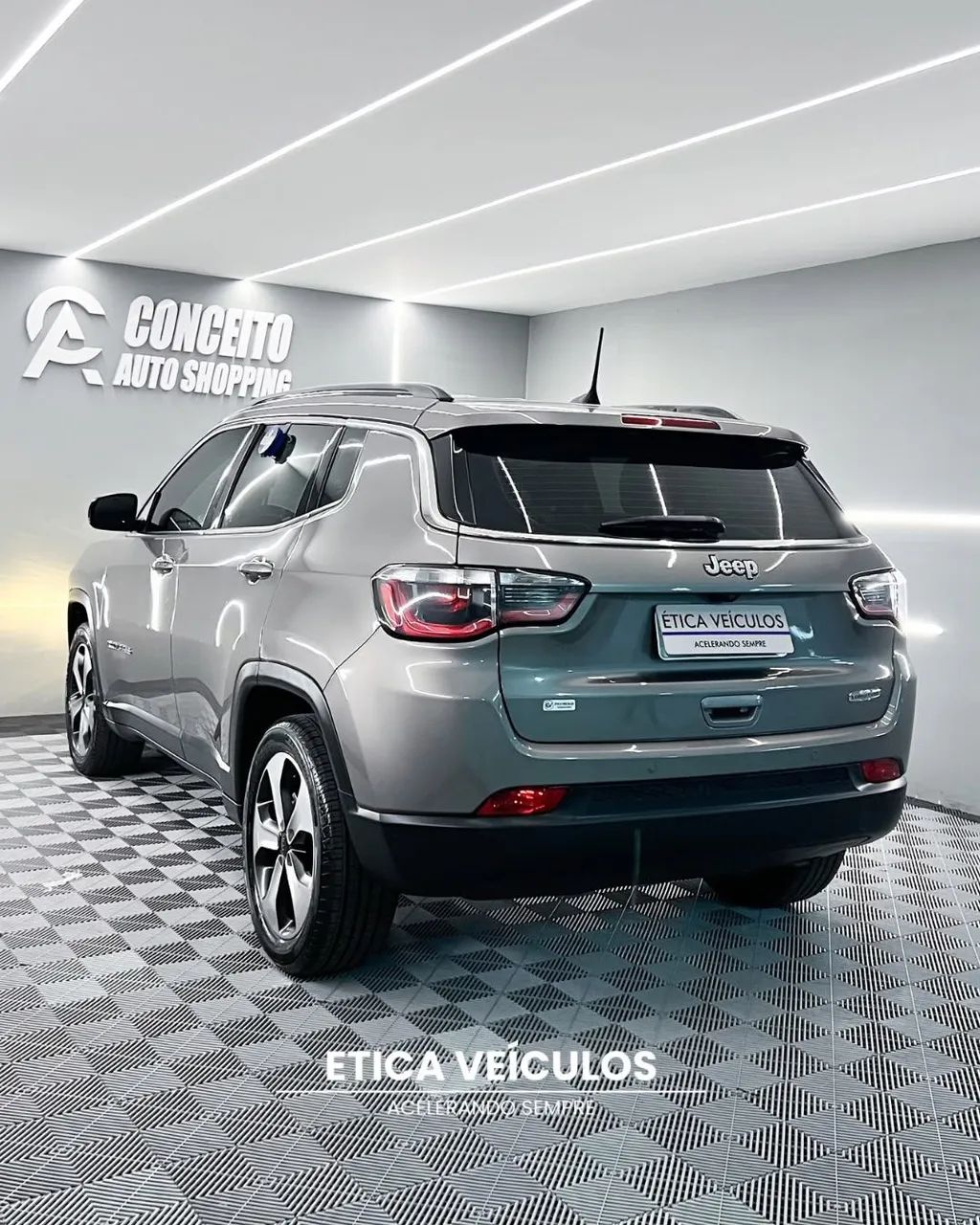Jeep Compass Longitude 2.0 4X2 Flex 16V Aut. 2018 - Foto 3