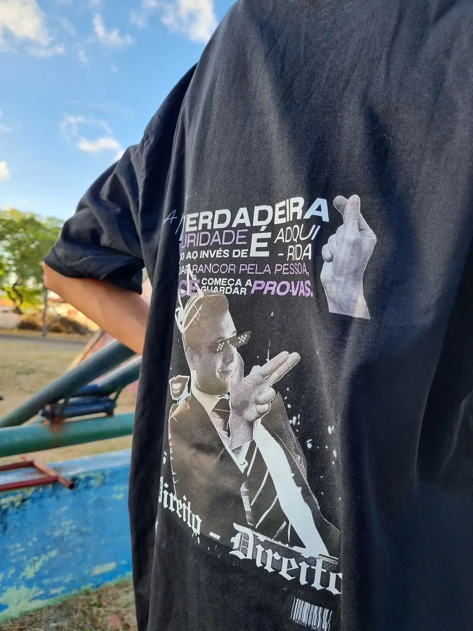 Camisa Oversized ?Curso de Direito? - Foto 4