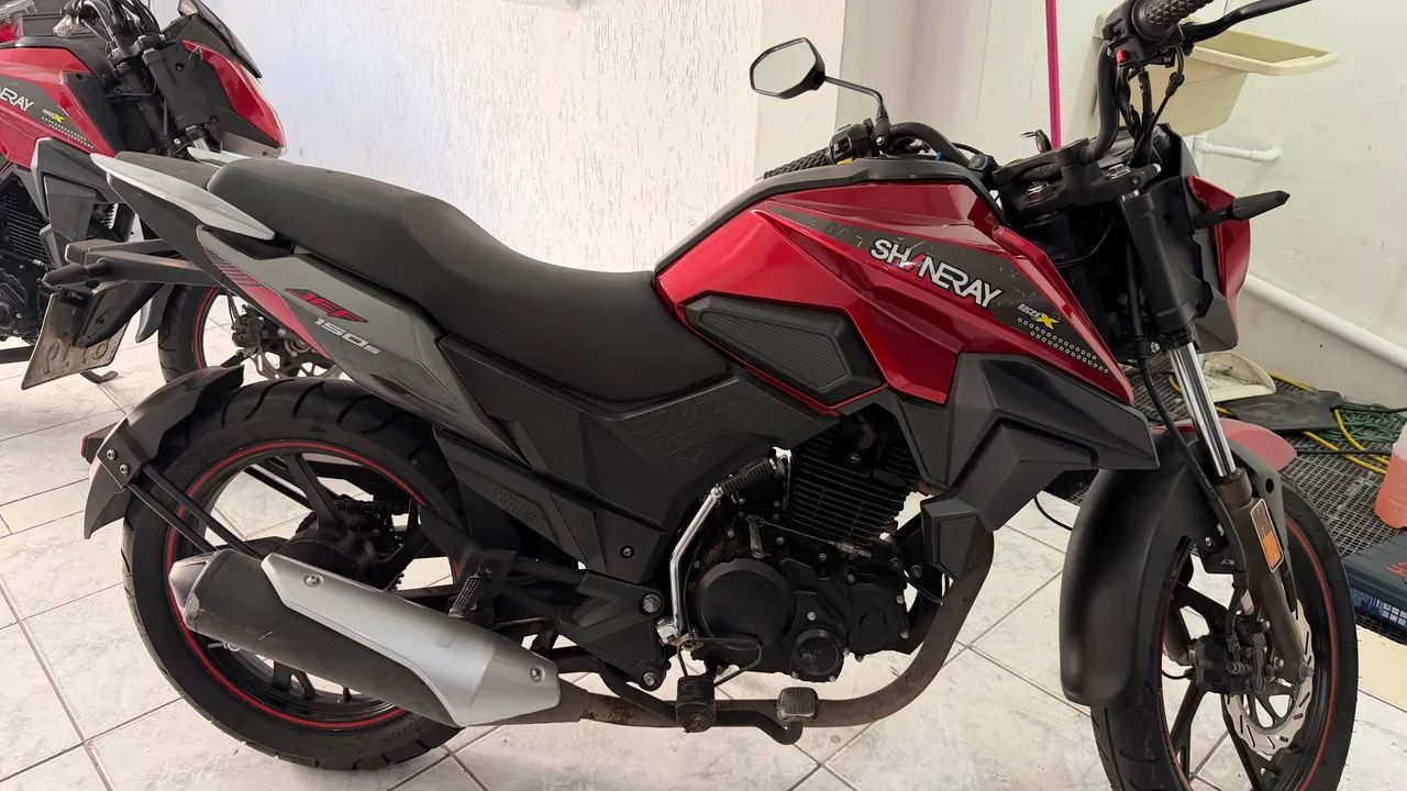 Oportunidade! Moto com baixa Km - Foto 4
