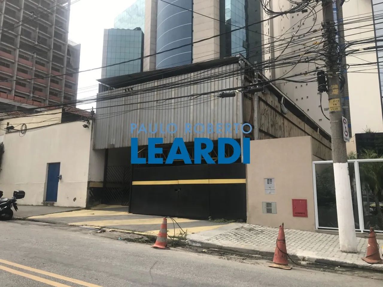 TERRENO - PINHEIROS - SP