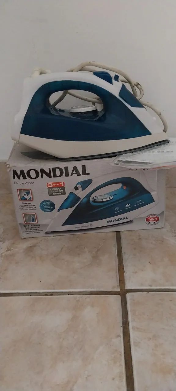 FERRO DE PASSAR USADO