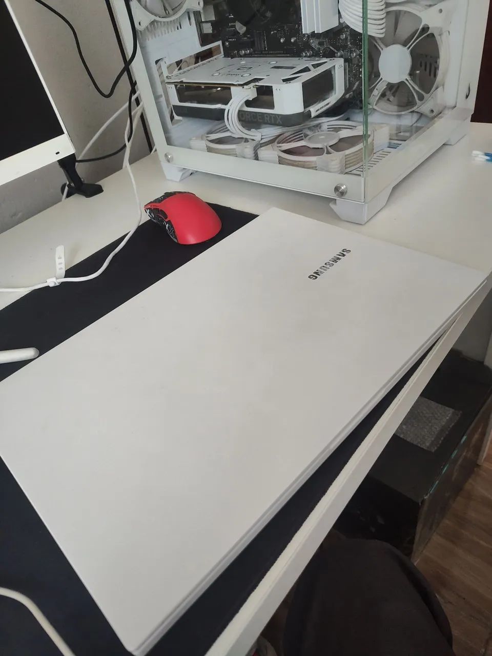 Notebook Samsung i5 novinho - Foto 4