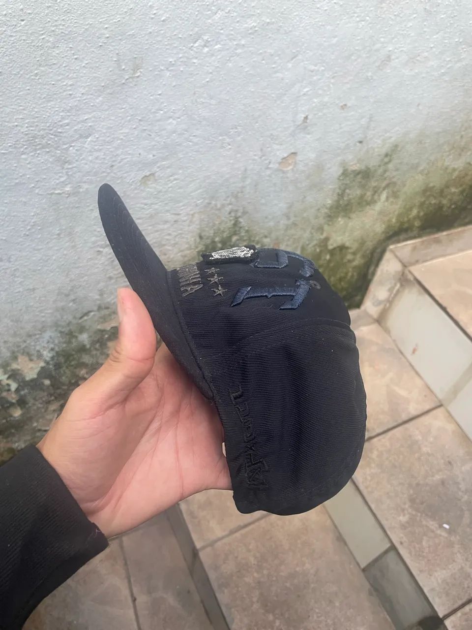 VENDO BONÉ LOST AZUL BEBÊ PREÇO DE DESAPEGO - Foto 4