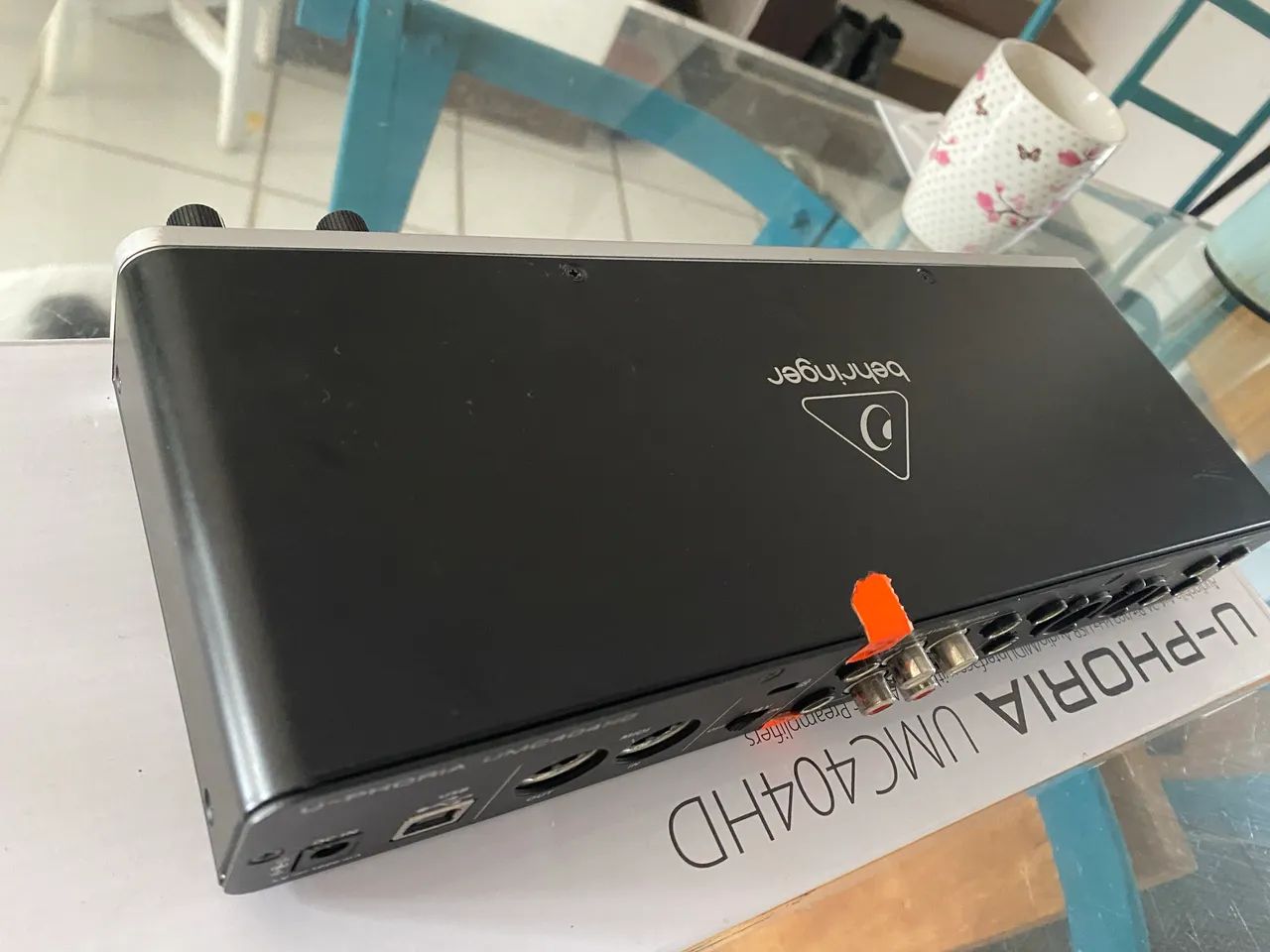 Interface de áudio Behringer UMC404HD - Foto 4