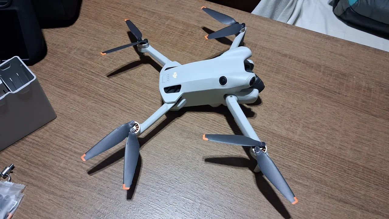 DRONE MINI 4 PRO - COMBO FLY MORE - CONTROLE RC2 (COM TELA) - Foto 4