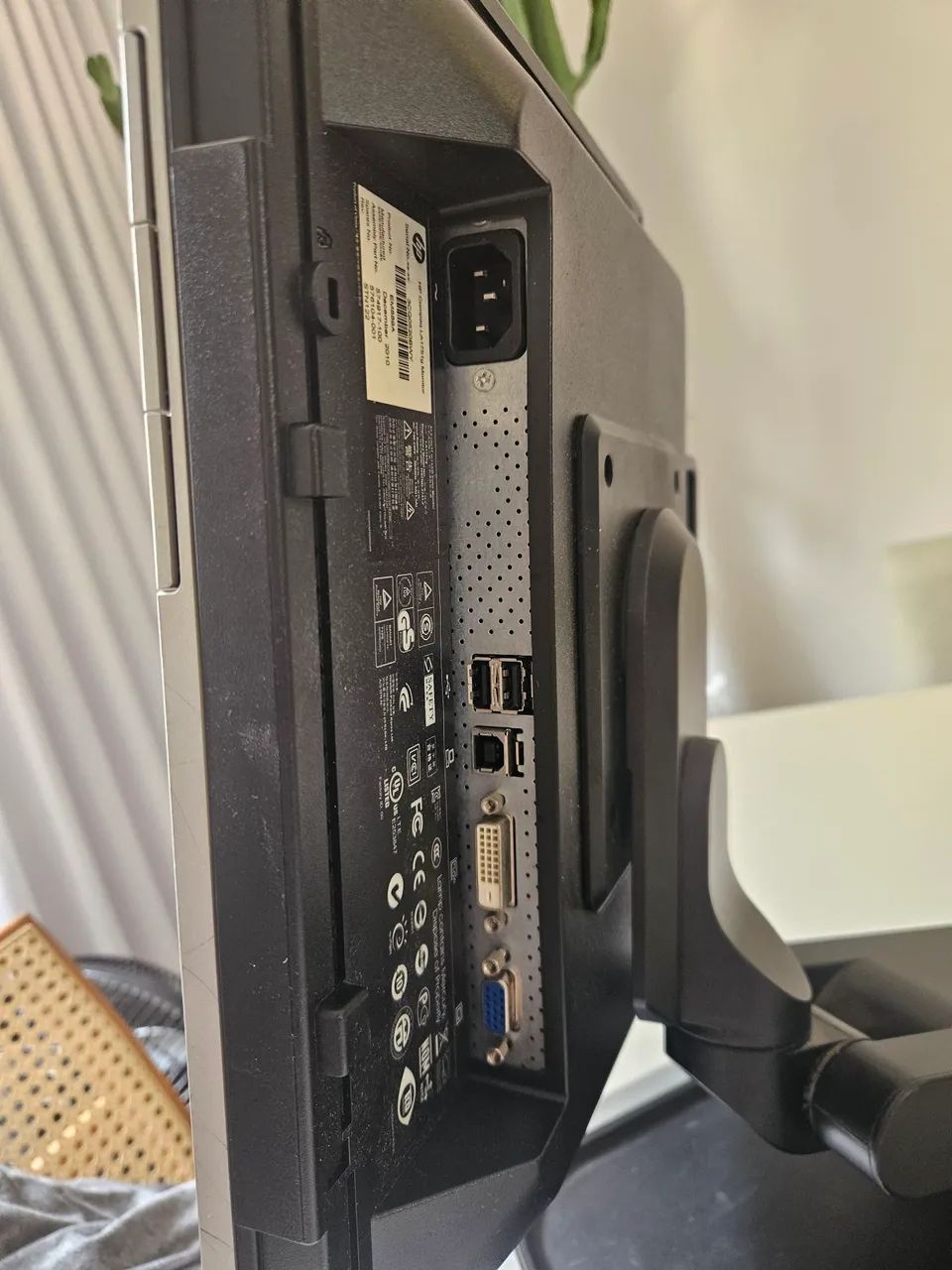 Monitor HP Compaq LA1751g - 17 polegadas (Excelente para trabalho)<br><br>estudo e PDV) - Foto 2