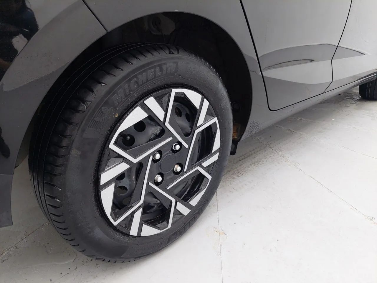 Hyundai HB20 Comfort Plus 1.0 Flex 12V Mec., foto 14 de 18
