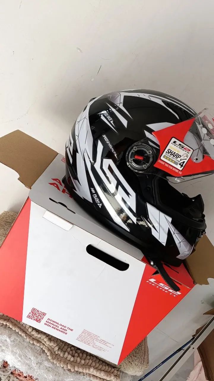 Capacete