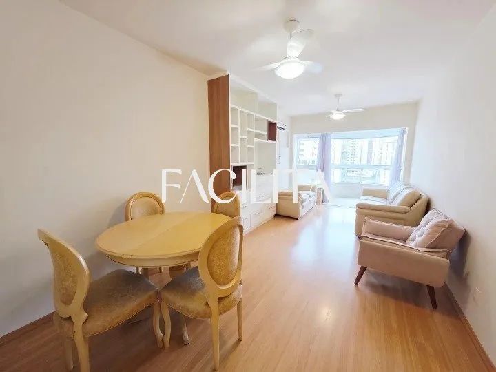 Apartamento com 2 quartos no bairro Centro, Florianópolis