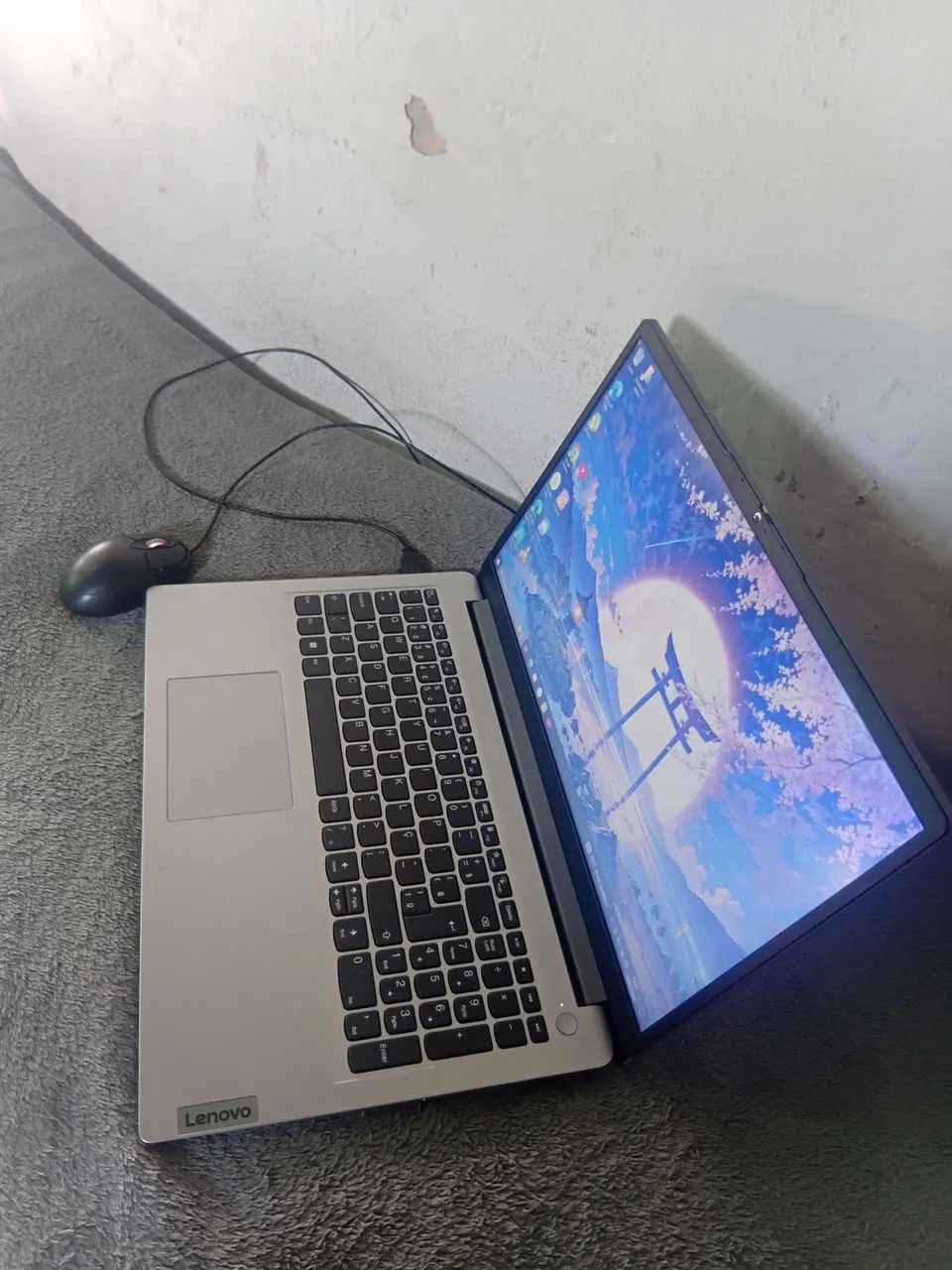 Vende-se notebook usado em bom estado - Foto 2
