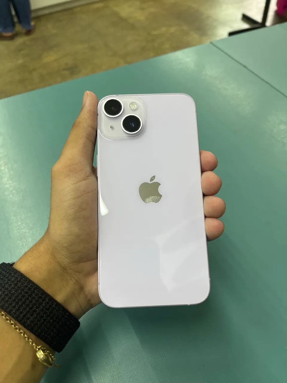 iPhone 14