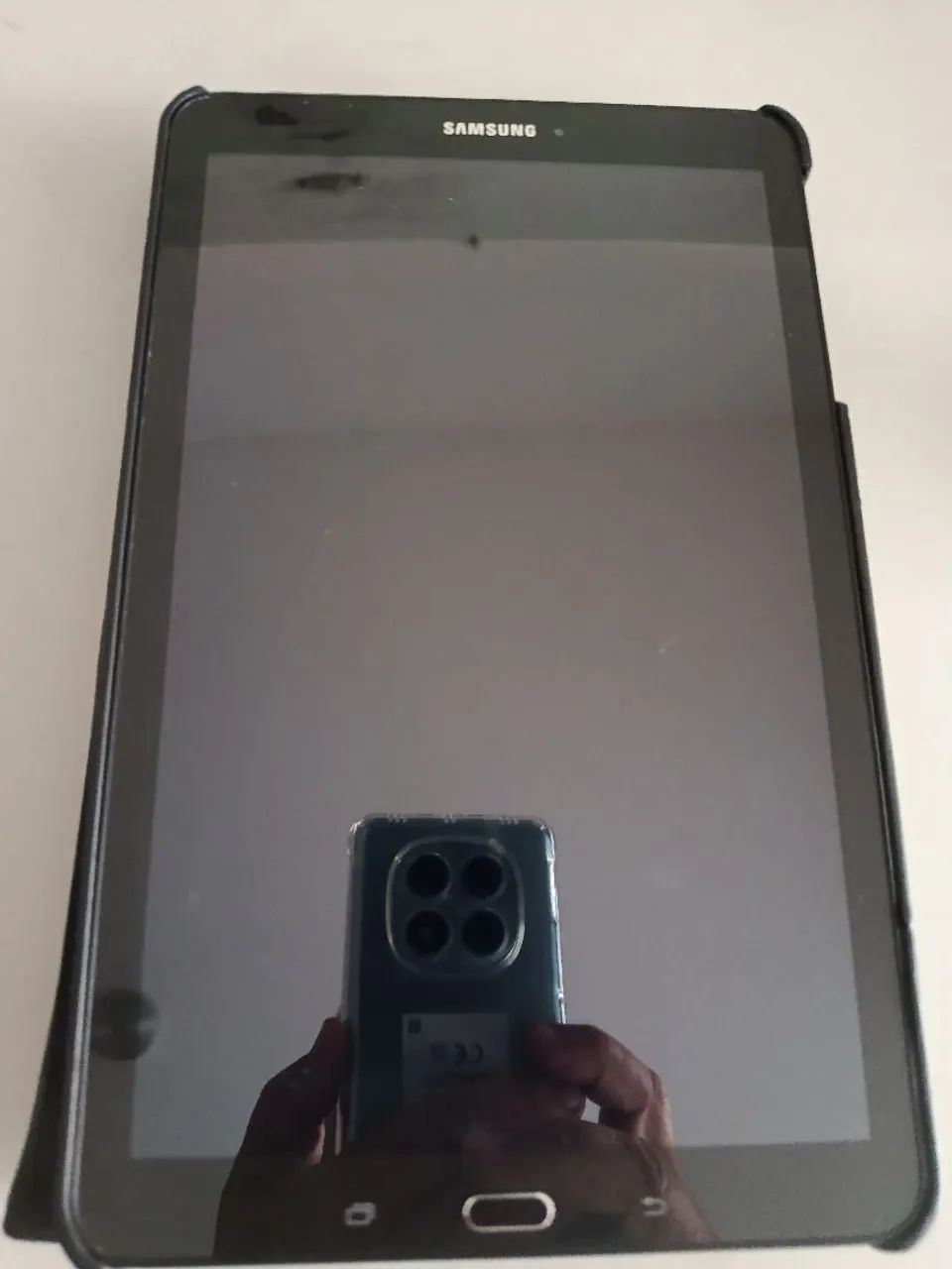 Tablet Samsung Galaxy T560 - Foto 2