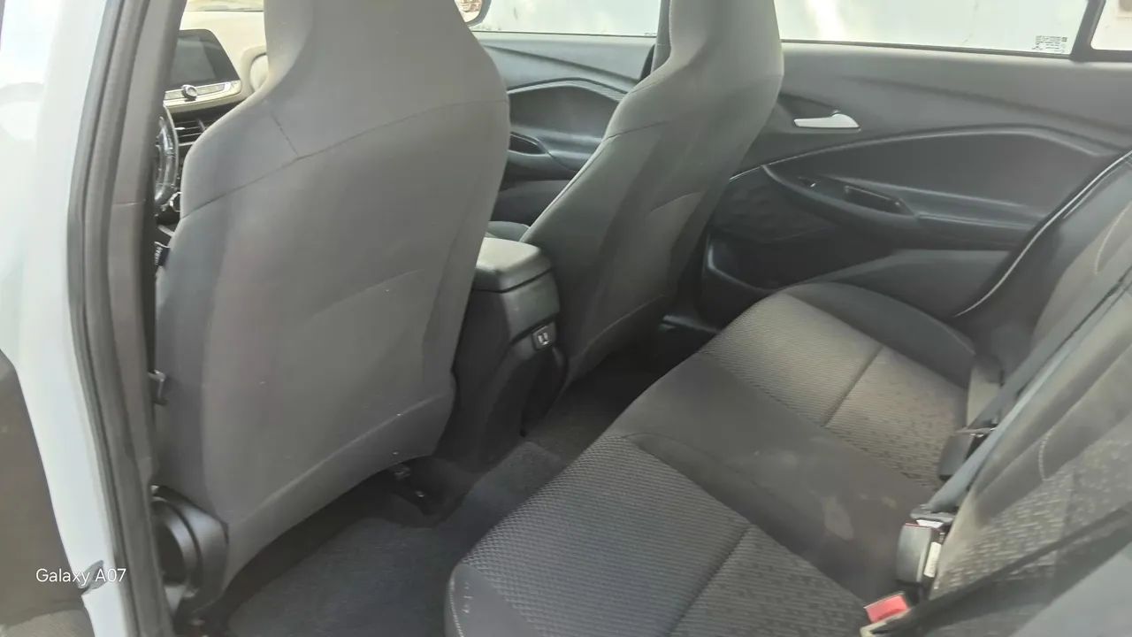 Chevrolet Onix Plus LTZ 1.0 12V TB Flex Aut. 4P 2020 - Foto 8