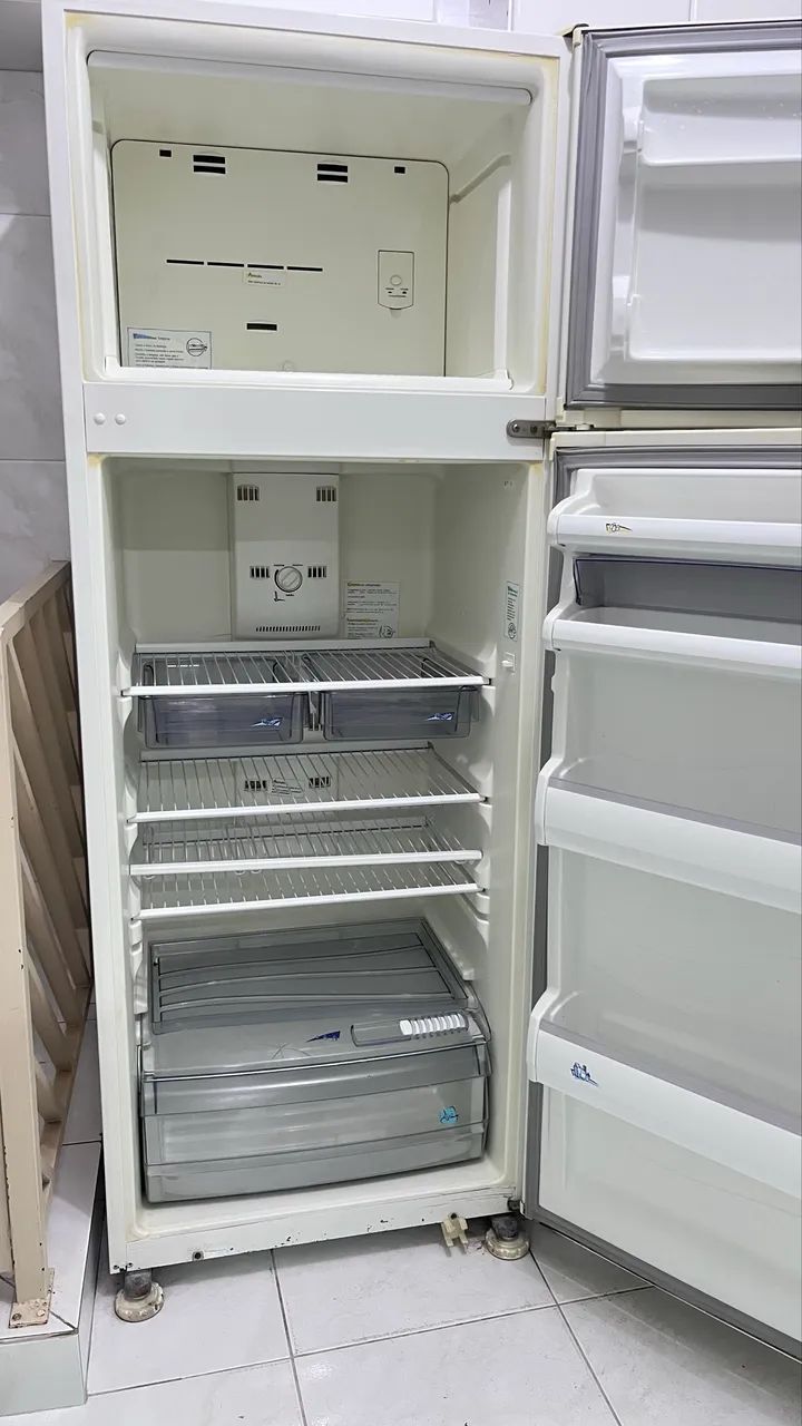 Geladeira Cônsul 420l