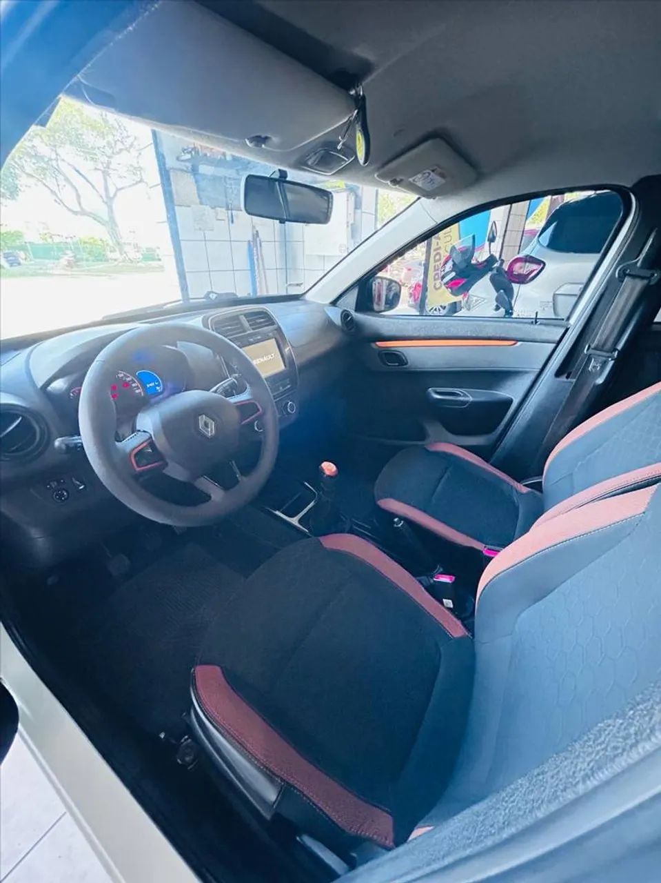Renault Kwid Outsider 1.0 Flex 12V 5P Mec. 2022 - Foto 3