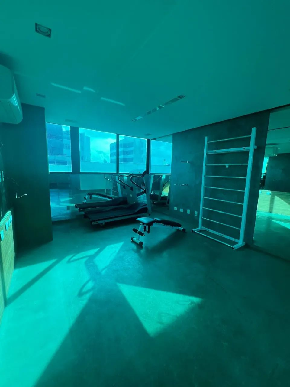 Cobertura, Avenida Boa viagem, toda reformada ,decorada 4 sts, 6 vgs, 1/por andar. - Foto 11