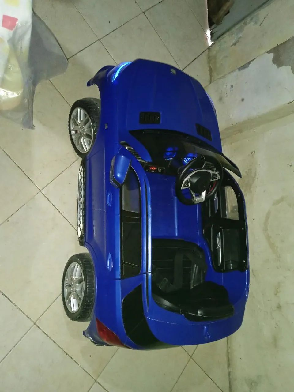 Vendo esse carrinho elétrico para a diversão complela da sua criança - Foto 3