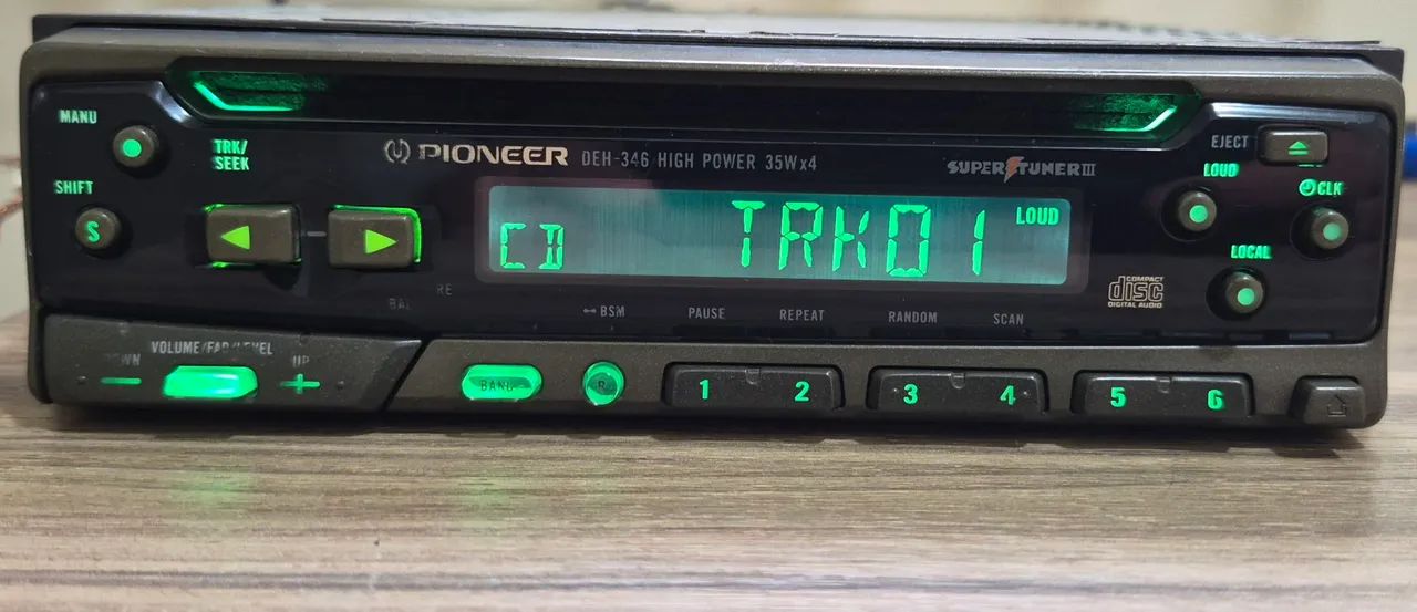 Pioneer DEH 346 Bluetooth  - Foto 3
