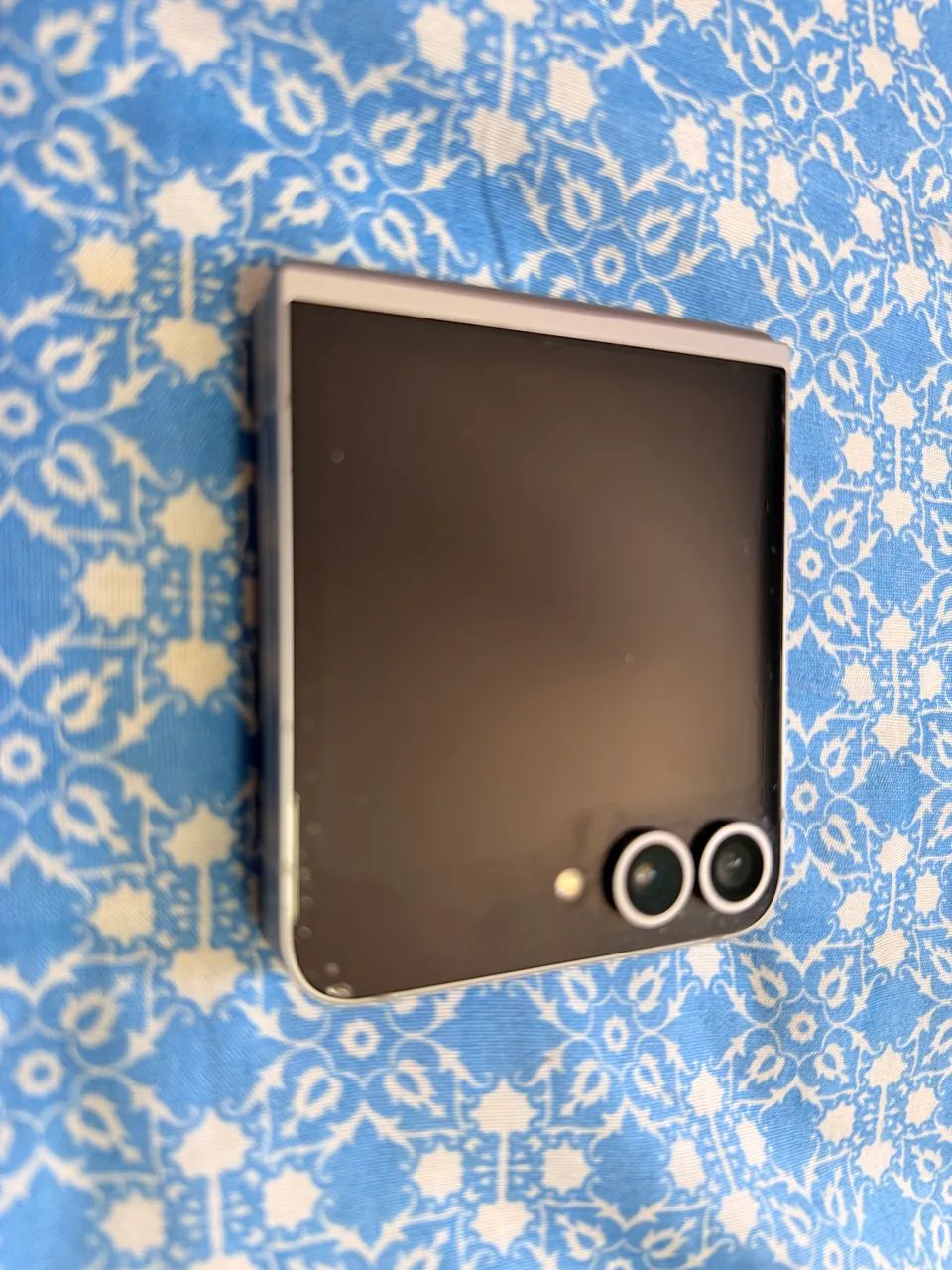 Samsung Z Flip 6 - Foto 2