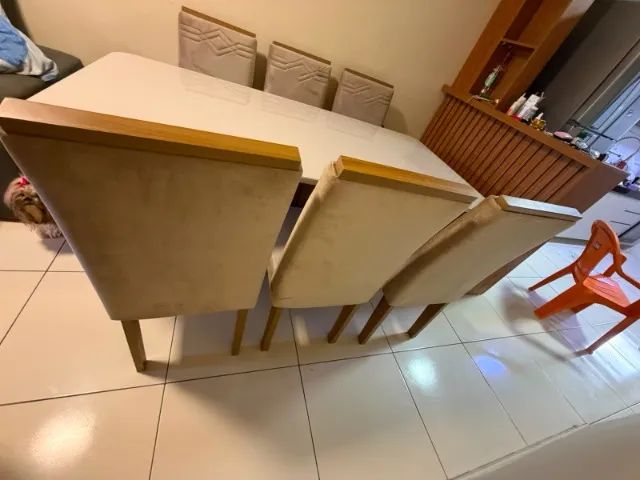 Mesa tampo de vidro com 6 Cadeiras - Foto 3