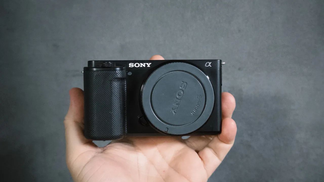 Câmera Sony ZV-e10