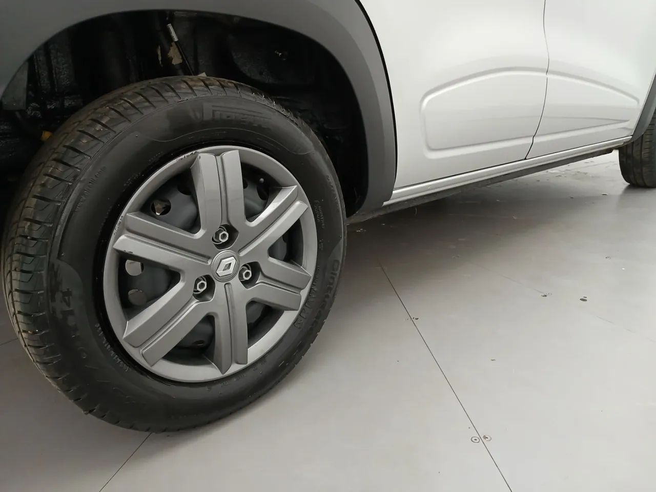 Renault Kwid 1.0 Zen, foto 13 de 17
