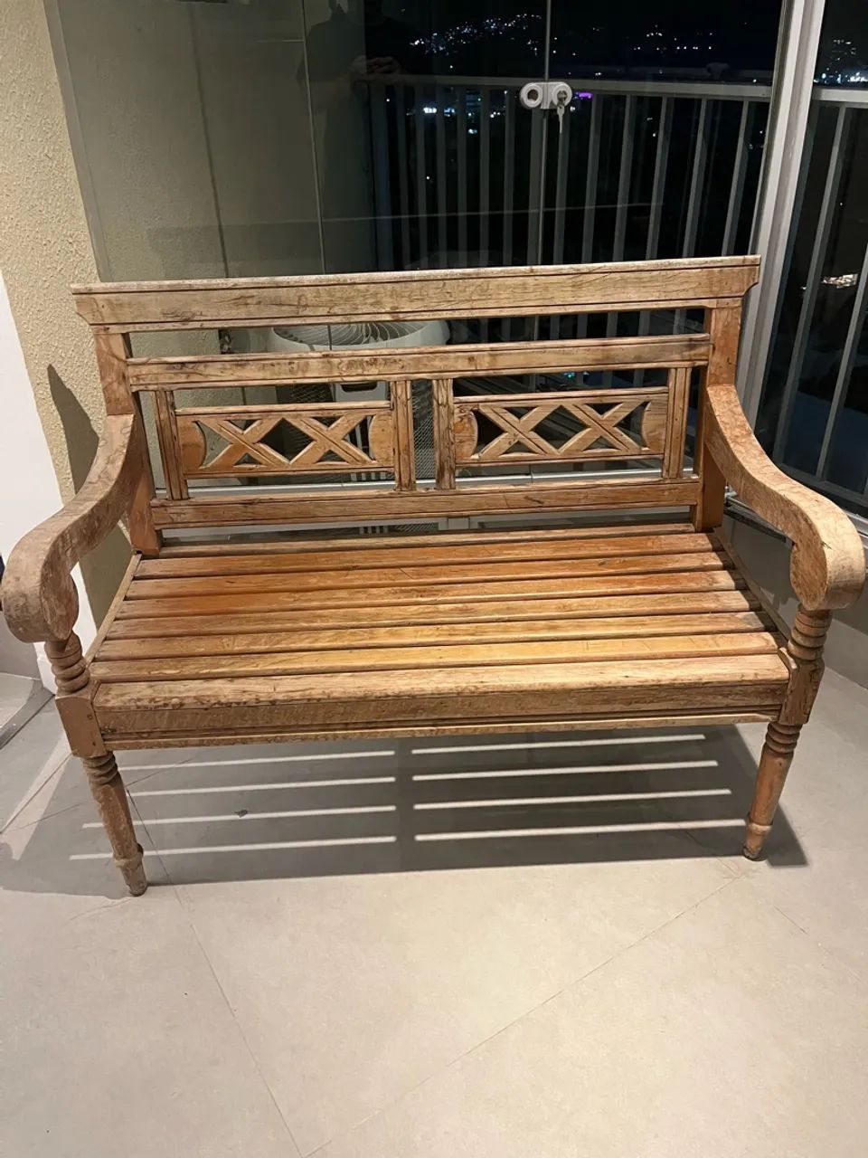 BANCO TIPO BALI COM ESTOFADO - Foto 4
