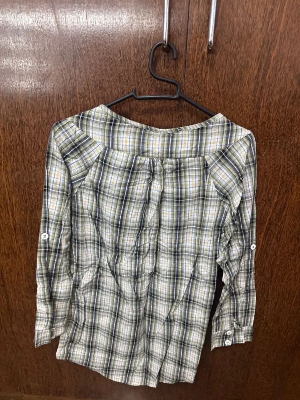 camisa feminina xadrez g - Foto 3