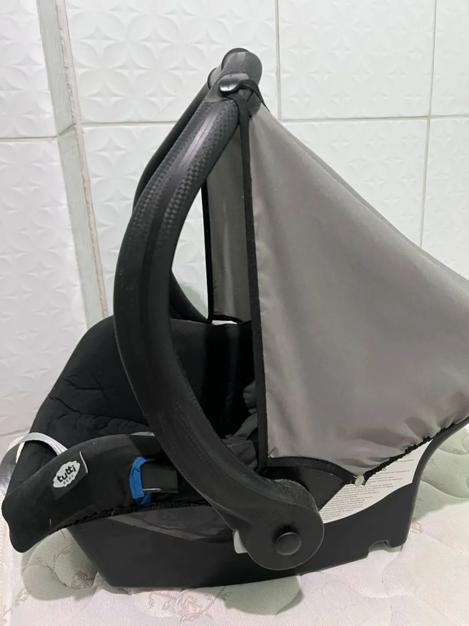 Carrinho de bebê e bebê conforto  - Foto 2