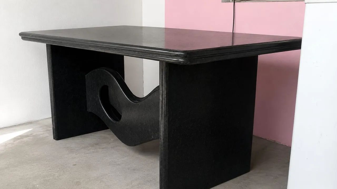 Mesa de granito lugar para 6/8 pessoas 